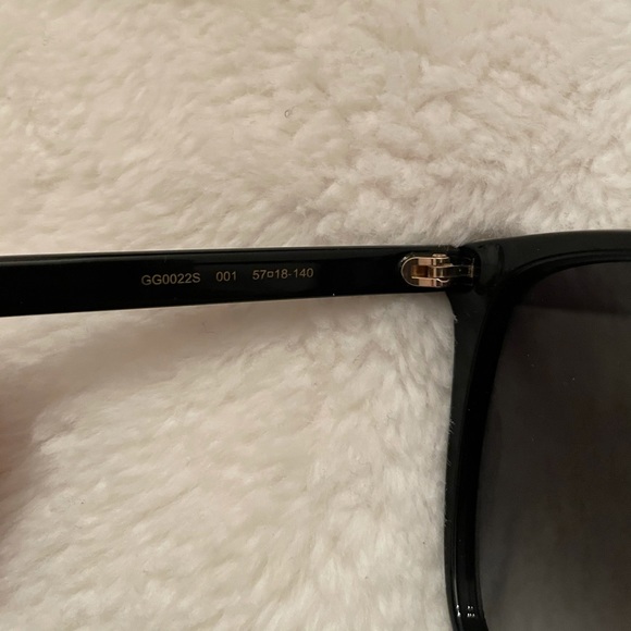 Gucci Oversized Sunglasses main image 5